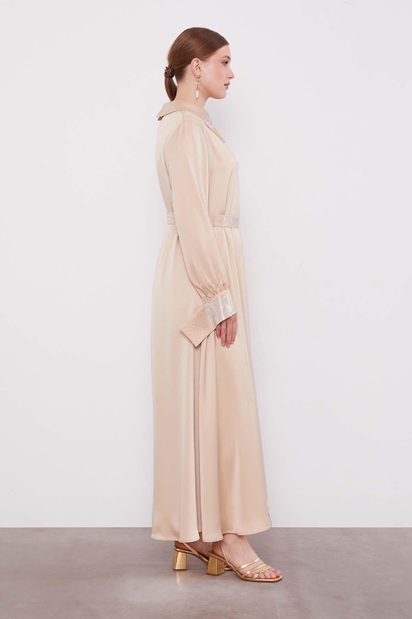 LevidorBej Taş Detaylı Saten Elbise