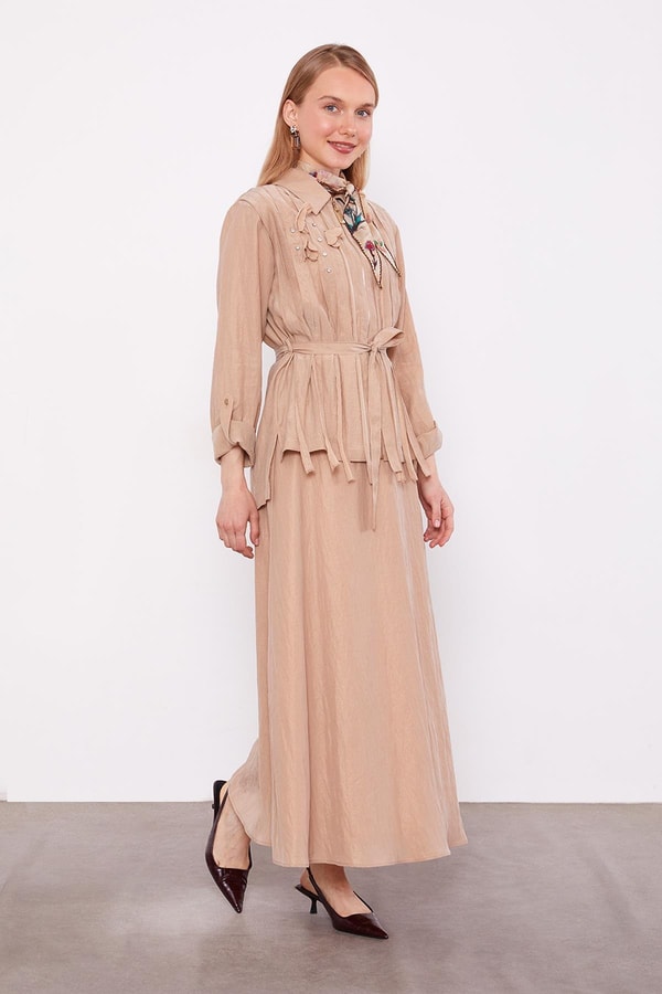 LevidorBej Yakası Taş Detaylı Cupra İkili Takım