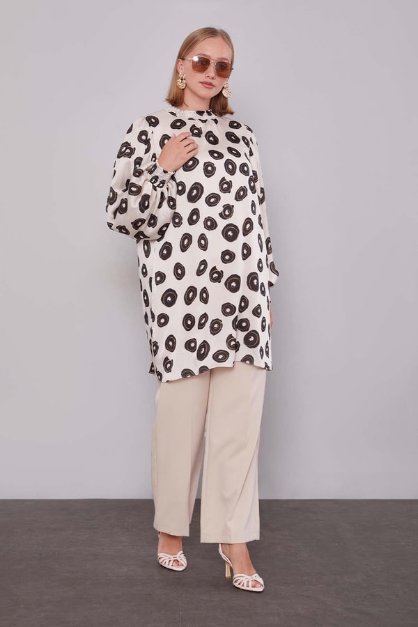 LevidorBej Yuvarlak Desenli Tunik