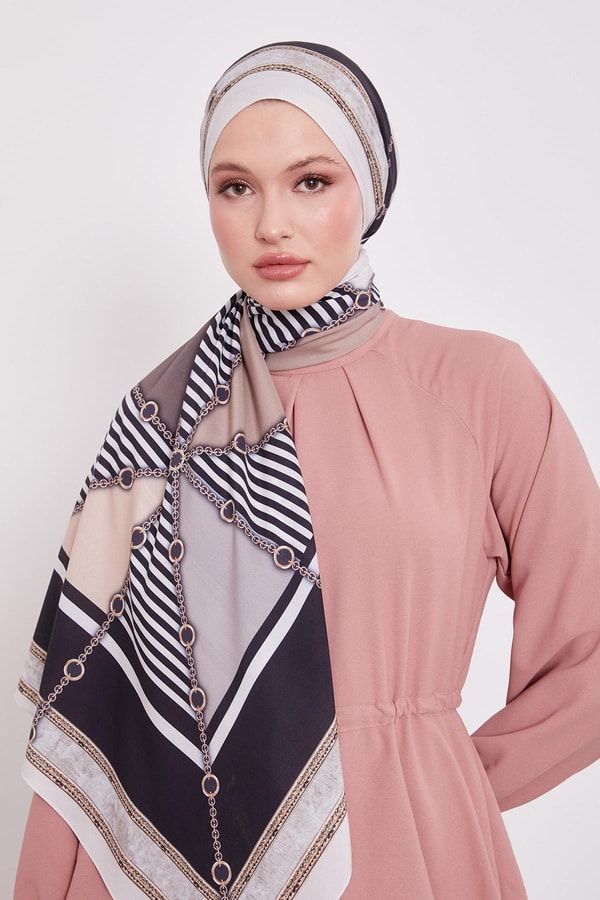 LevidorBej Zincir Desen Love