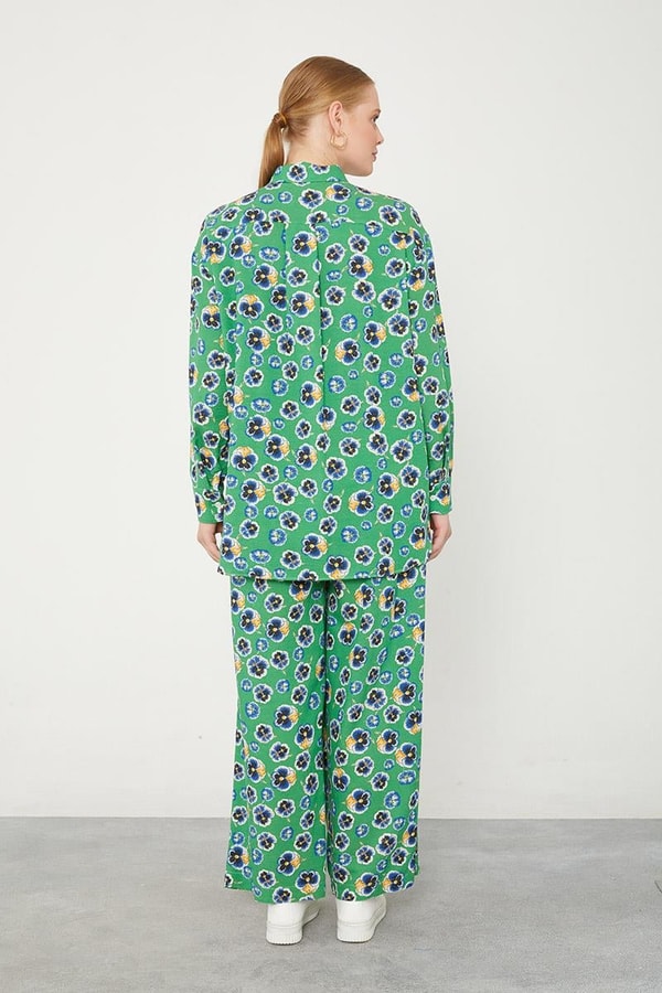 LevidorBenetton Menekşe Desenli Alt- Üst Takım