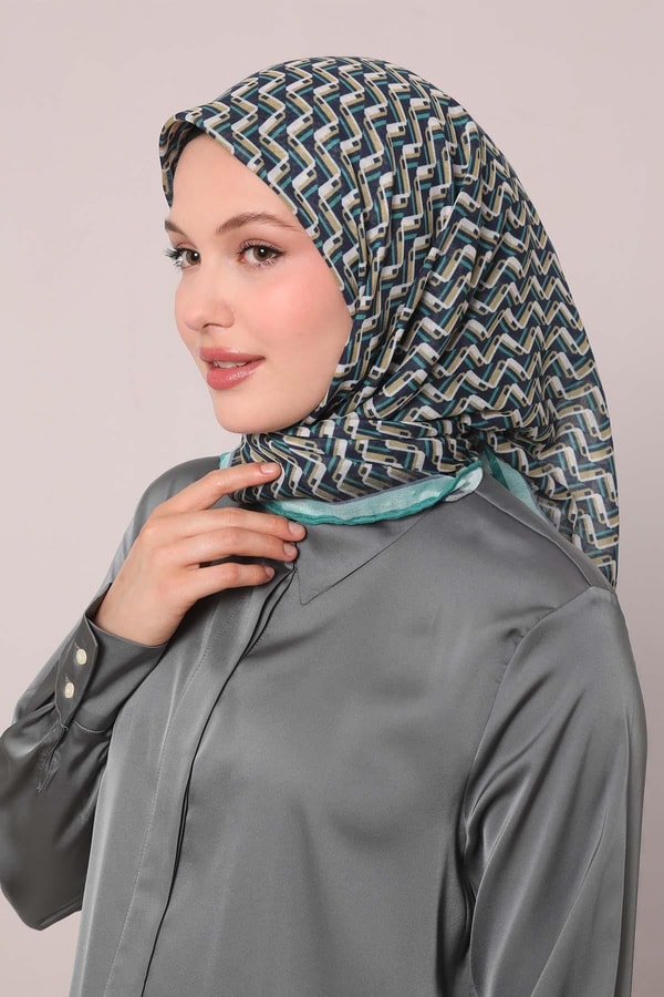 LevidorBenetton Zigzag Desen Soft Eşarp