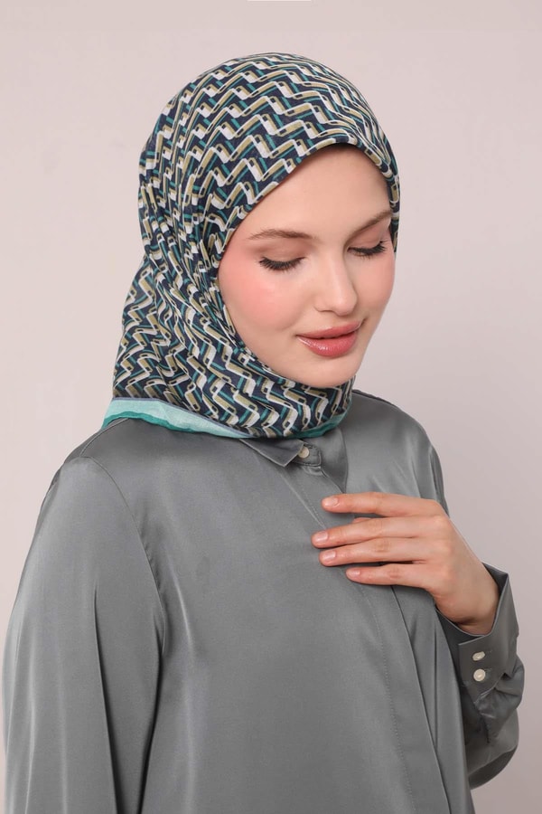 LevidorBenetton Zigzag Desen Soft Eşarp