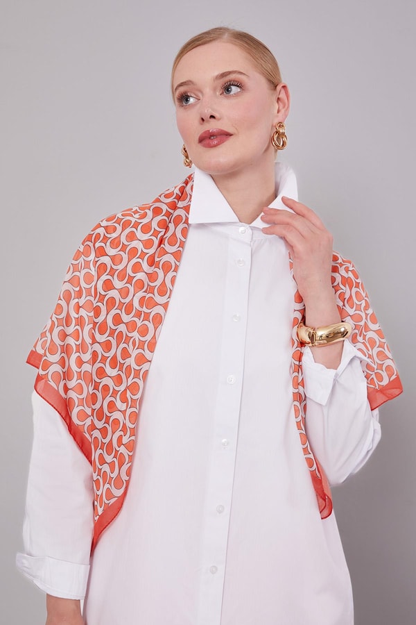 LevidorBEYAZ Düz Düğme Detaylı Gömlek