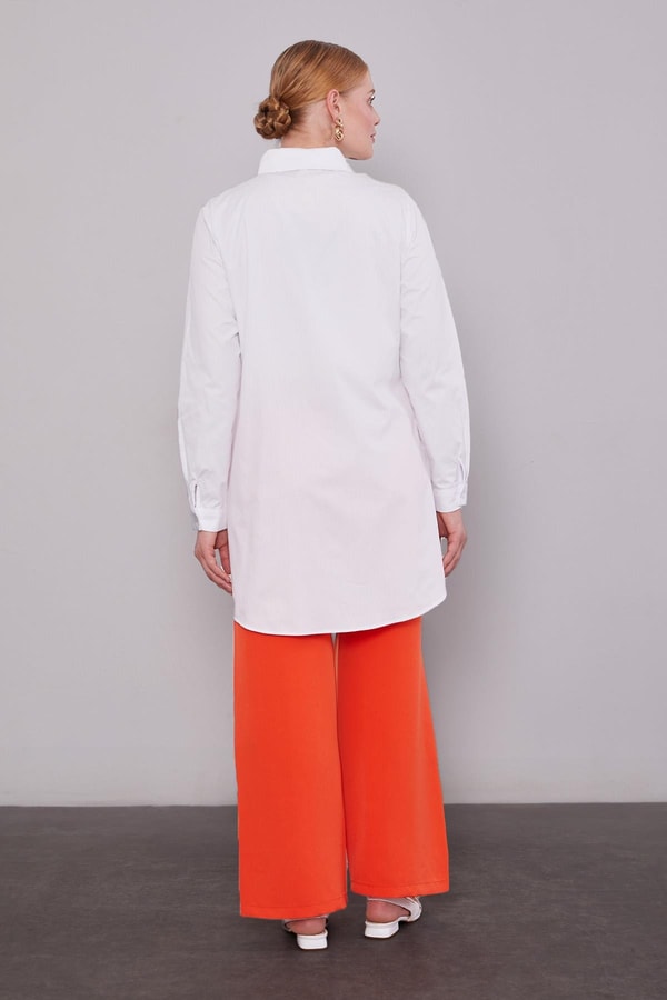 LevidorBEYAZ Düz Düğme Detaylı Gömlek