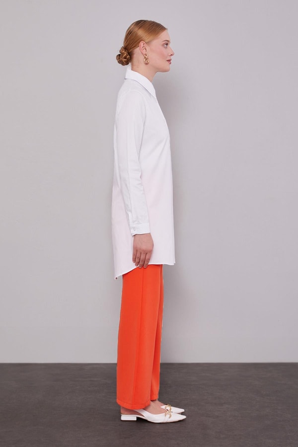 LevidorBEYAZ Düz Düğme Detaylı Gömlek