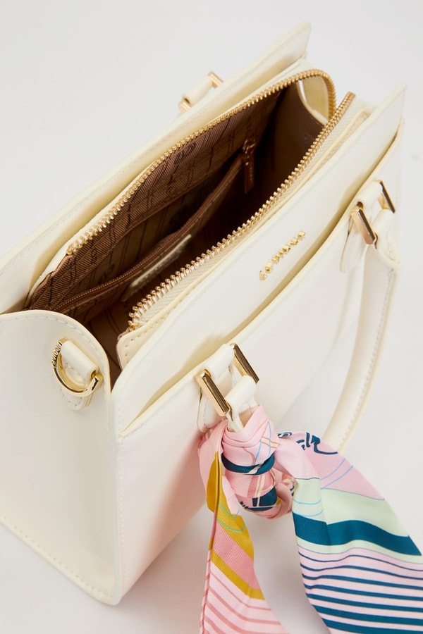 LevidorBeyaz Fular Askı Süslü Omuz Çantası