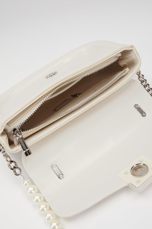 LevidorBeyaz İnci Askılı Omuz Çantası