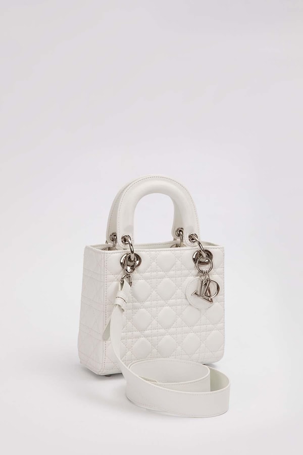 LevidorBeyaz Logo Aksesuar Detaylı El Çantası