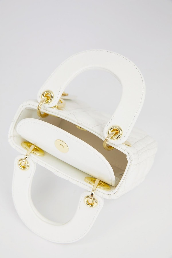 LevidorBeyaz Mini Kapitone El Çantası