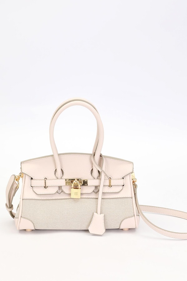 LevidorBeyaz Oval Kilit Detay El Çantası