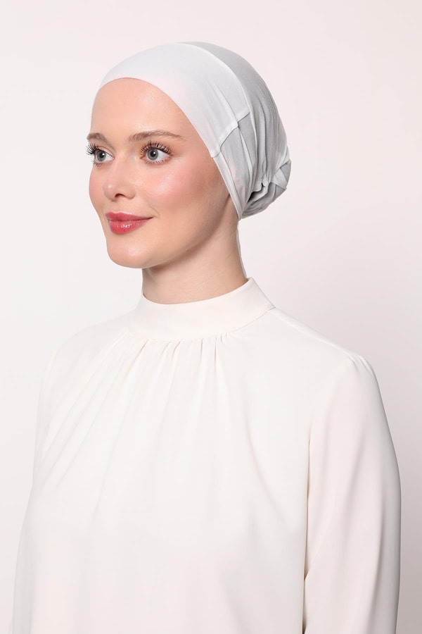 LevidorBeyaz Parisien Dikişsiz Bone