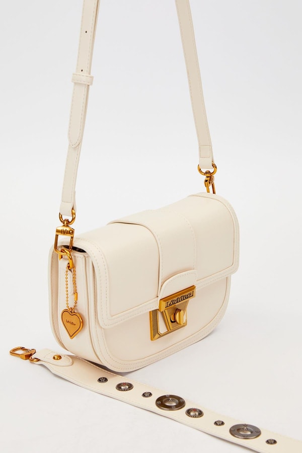 LevidorBeyaz Zımba Detay Omuz Çantası