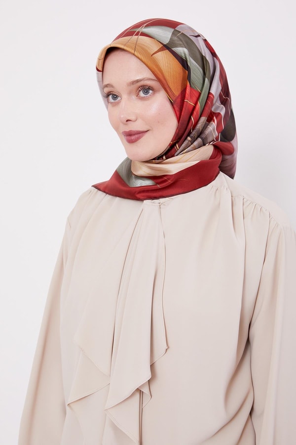 LevidorBordo İnce Yaprak Desen Twill İpek Eşarp