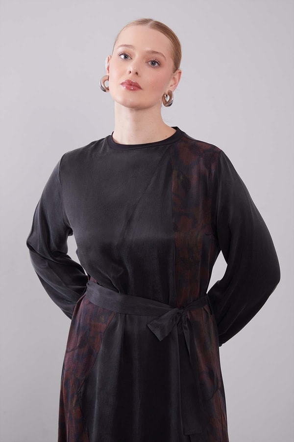 LevidorBordo Kuşak Detaylı Kenar Desen Cupra Elbise