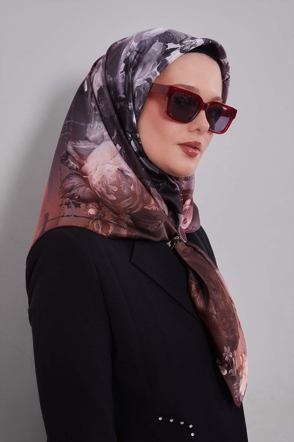 LevidorBordo Menekşe Desen Sura İpek Eşarp