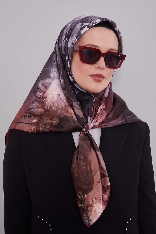 LevidorBordo Menekşe Desen Sura İpek Eşarp