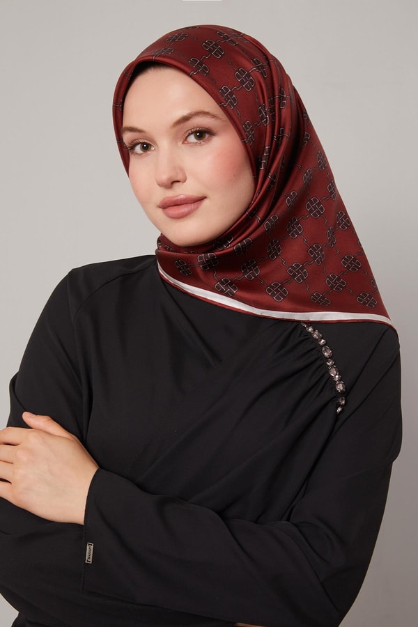 LevidorBordo Mini Yonca Desen Twill İpek Eşarp