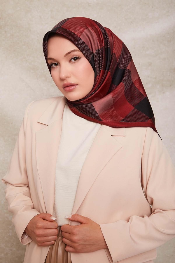 LevidorBordo Noktalı Kareli Twill İpek Eşarp