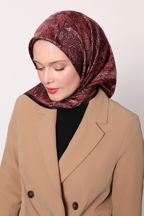 LevidorBordo Soyut Etnik Desen Twill İpek Eşarp