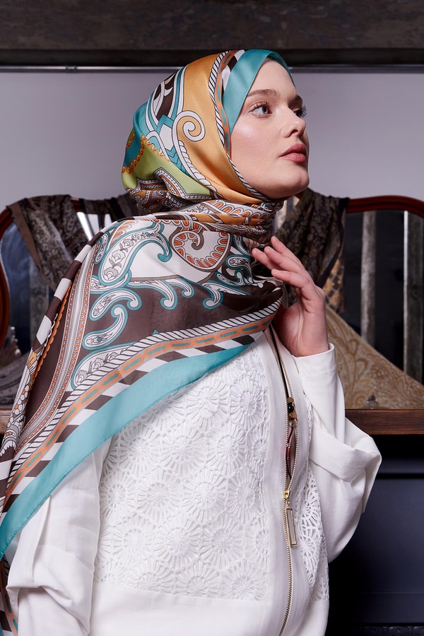 LevidorBuz Mavisi Çizgili Hint İpeği Şal