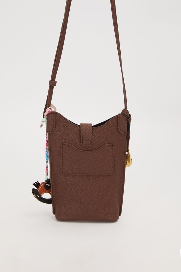 LevidorCamel Atlı Charm Detaylı Omuz Çantası