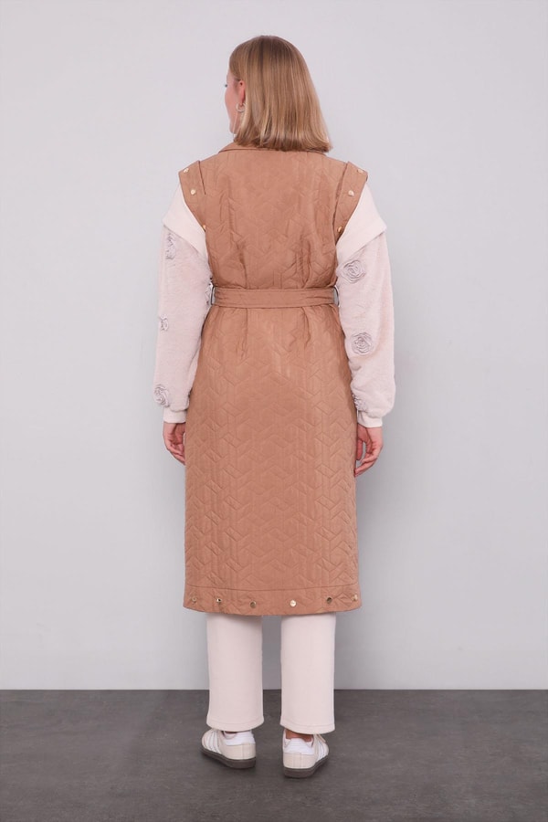 LevidorCamel Cep Aksesuar Detaylı Yelek