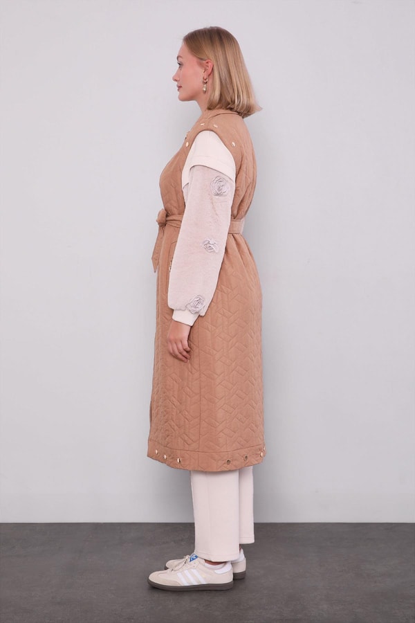 LevidorCamel Cep Aksesuar Detaylı Yelek