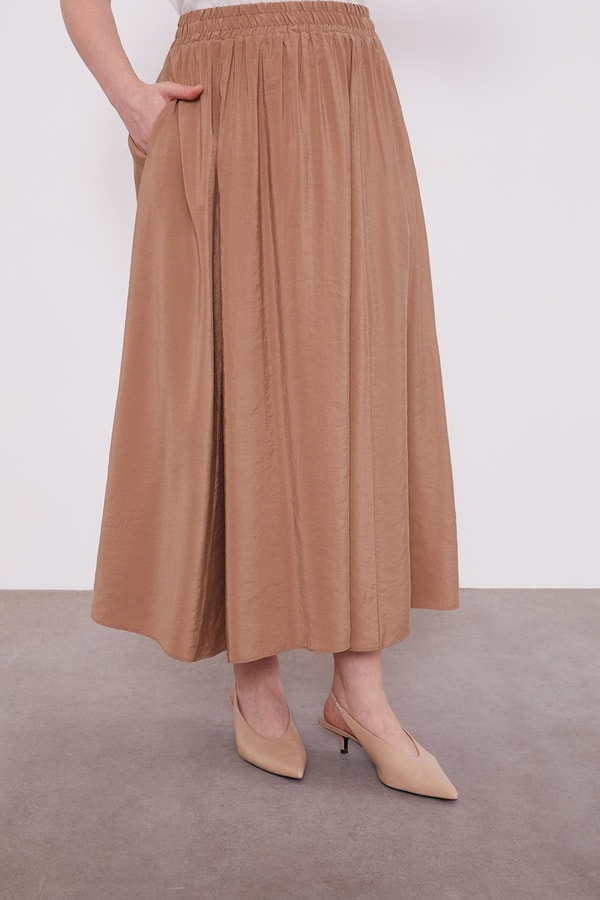 LevidorCamel Cep Boncuk Papatya Detaylı Etek Takım