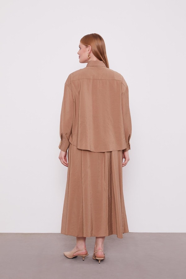 LevidorCamel Cep Boncuk Papatya Detaylı Etek Takım