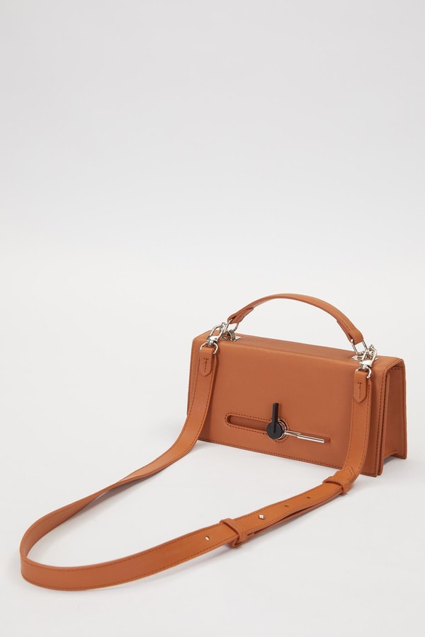 LevidorCamel Çevirmeli Kilitli Omuz Çantası