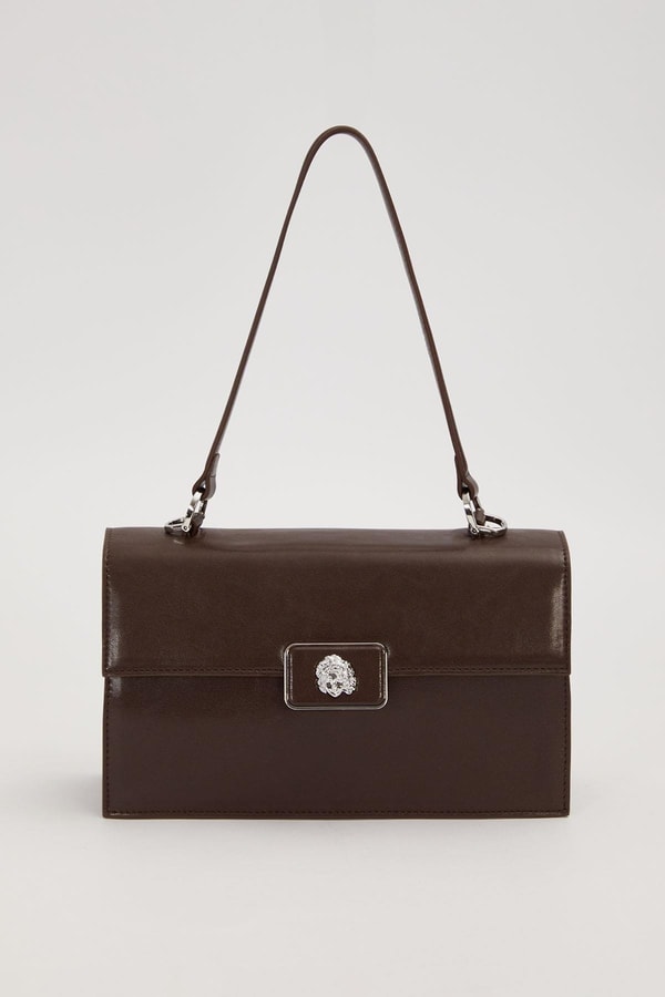 LevidorCamel Kare Form Charm Detaylı Omuz Çantası