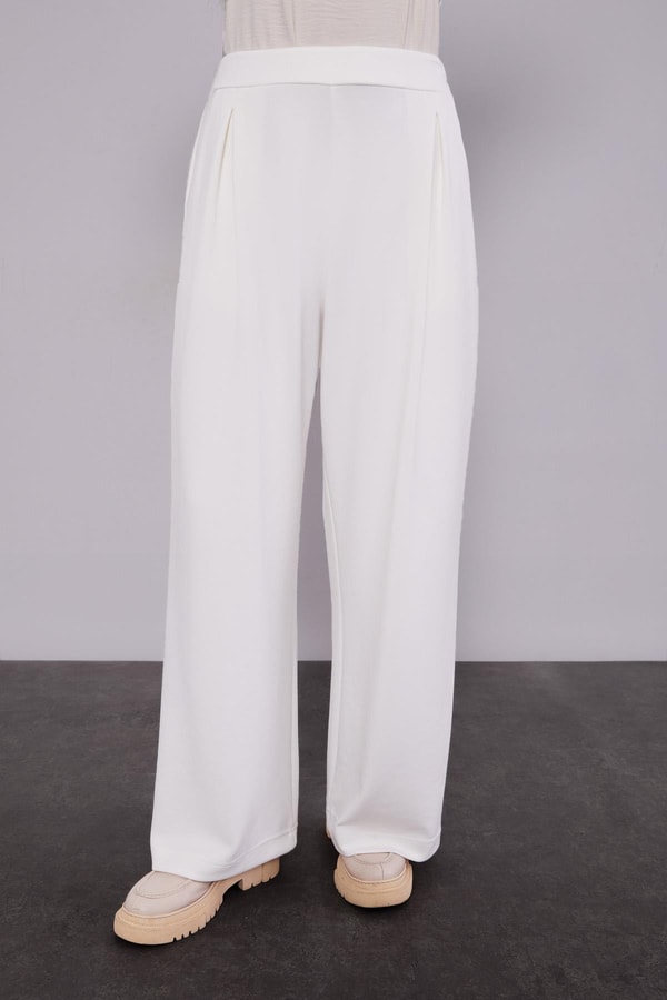 LevidorCamel Kendinden Desenli Yelekli Üçlü Takım