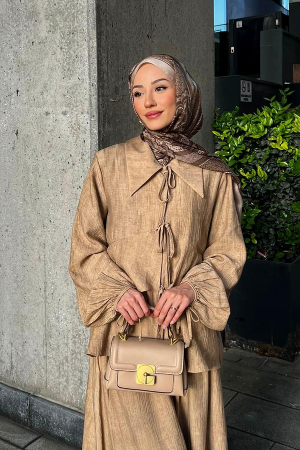 LevidorCamel Kilit Çevirmeli Omuz Çantası