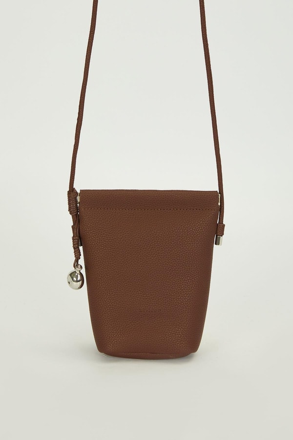 LevidorCamel Metal top Aksesuarlı Omuz Çantası