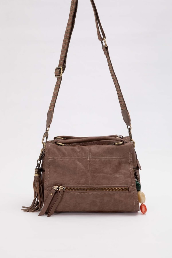 LevidorCamel Püskül Detay Omuz Çantası