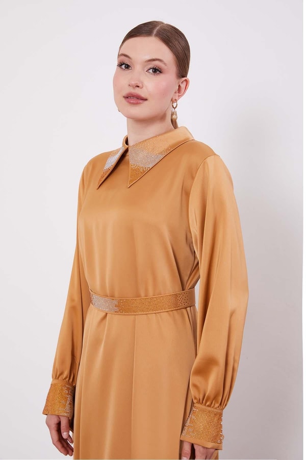 LevidorCamel Taş Detaylı Saten Elbise