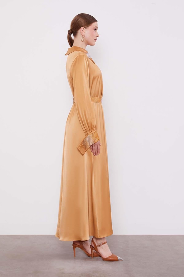 LevidorCamel Taş Detaylı Saten Elbise