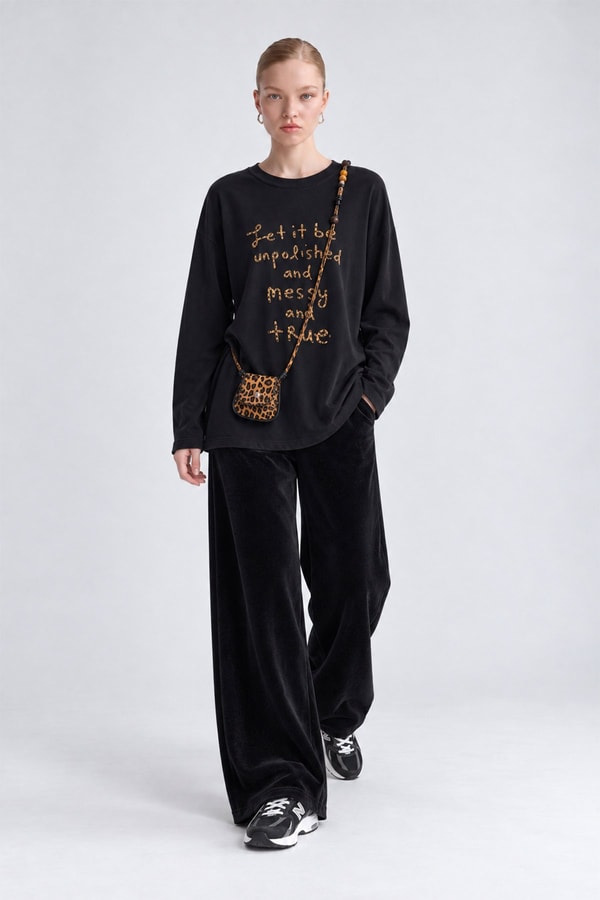 LevidorÇanta Detaylı Bisiklet Yaka Sweatshirt Siyah