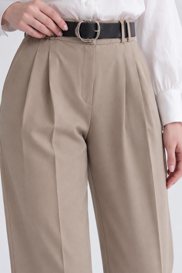 LevidorÇift Pileli Geniş Paça Pantolon Vizon