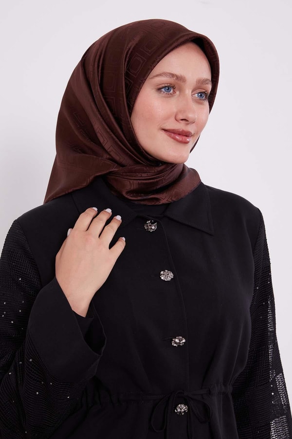 LevidorÇikolata Kahve Baklava Desen Monogram İpek Eşarp