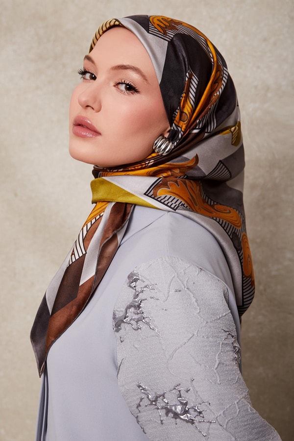 LevidorÇimen Yeşili Karışık Desen Twill İpek Eşarp