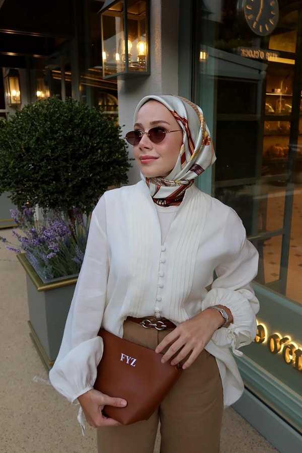 LevidorEkru Düğme Detay Belden Bağlama Gömlek