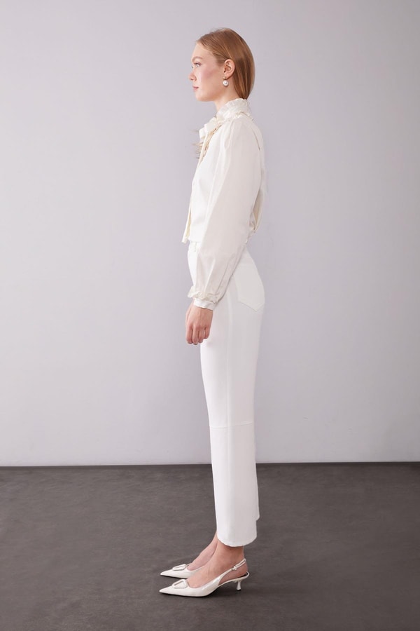 LevidorEkru Ekleme Tasarımlı Düz Paça Pantolon