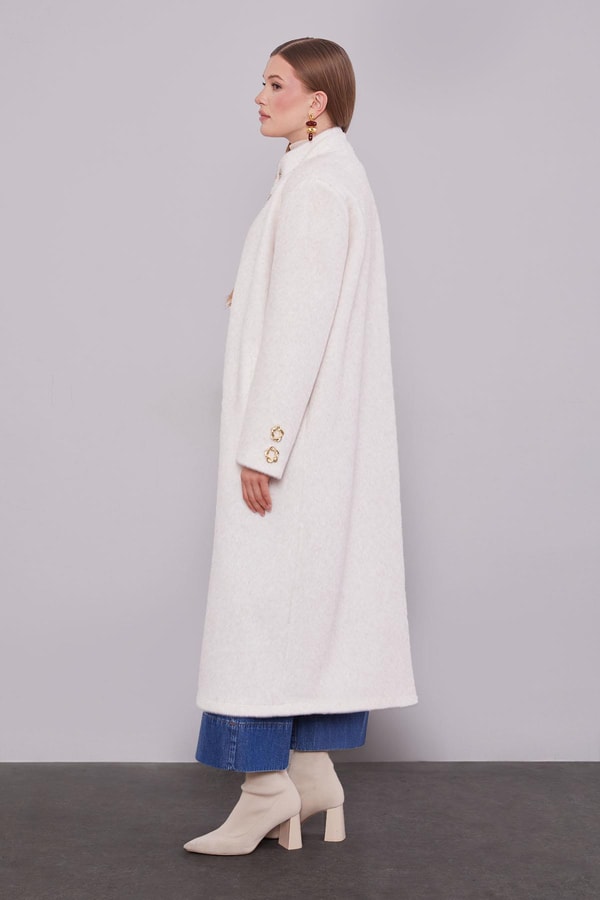 LevidorEkru Gold Aksesuar Detaylı Kürk Kaban