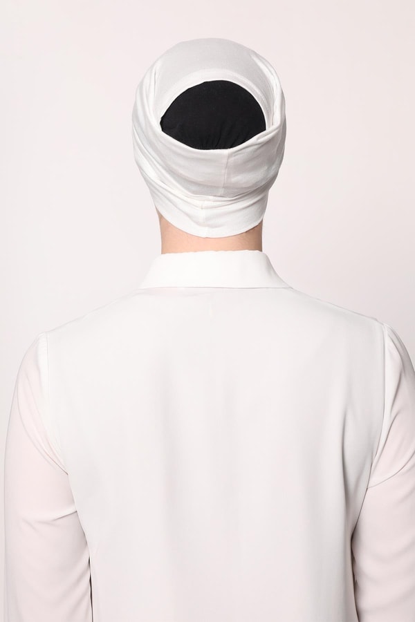 LevidorEkru Pratik Çapraz Bone