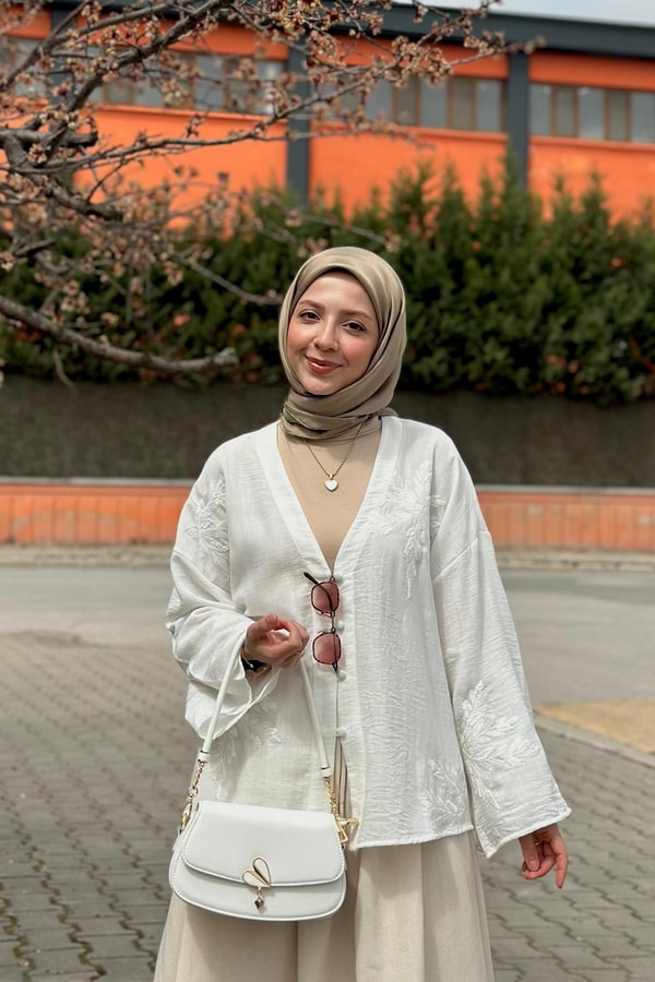 LevidorFıstık Yeşili Çift Taraflı Twill İpek Eşarp