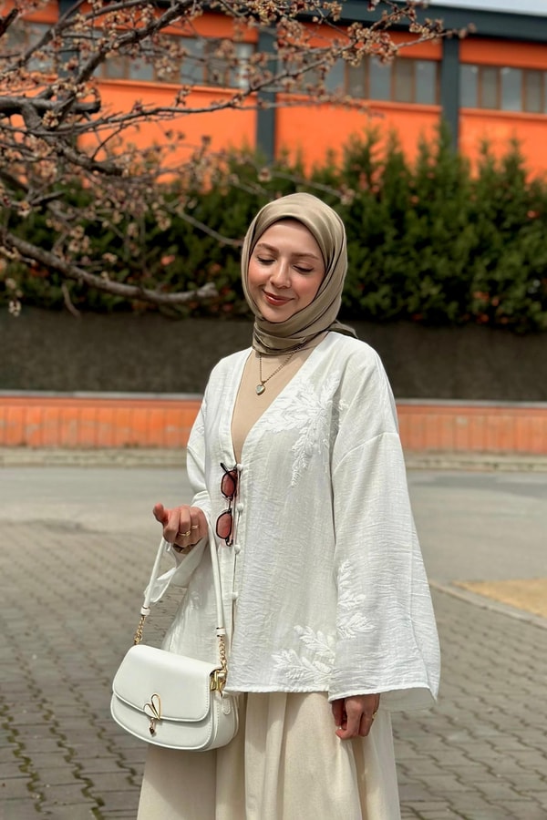 LevidorFıstık Yeşili Çift Taraflı Twill İpek Eşarp