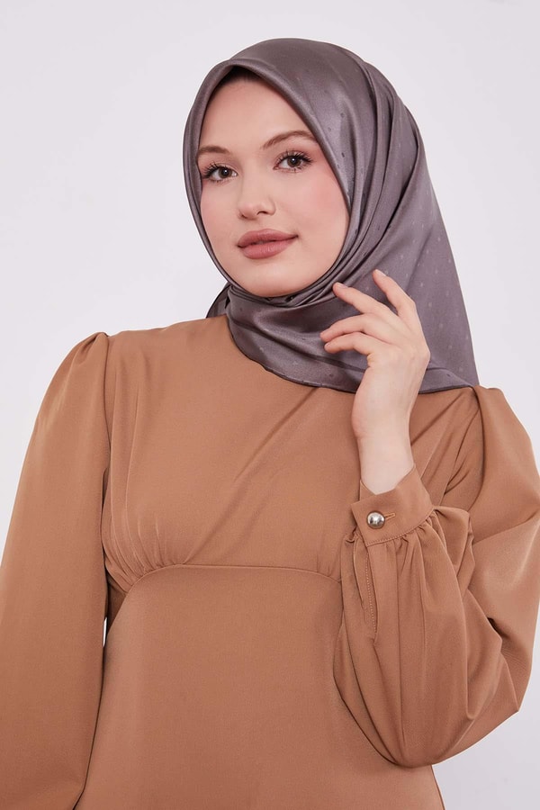 LevidorFüme Benek Desen Monogram İpek Eşarp