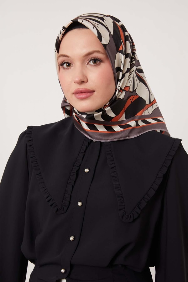 LevidorFüme Zambak Desen Twill İpek Eşarp